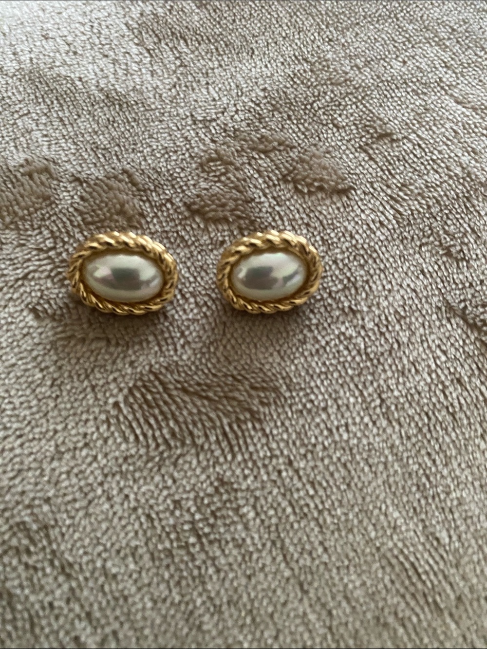 Christian Dior Gold-Tone Pearl Oval Clip Earrings - Classic Women's Jewelry